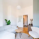 Premium 2br Close To Center Appartamento