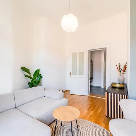 Apartment Premium 2br Close To Center *
